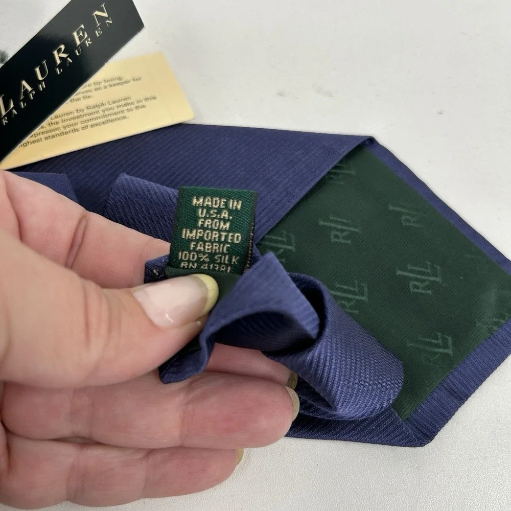 Lauren Ralph Lauren 100% Silk Blue Necktie Made in USA Hand Finished Classic